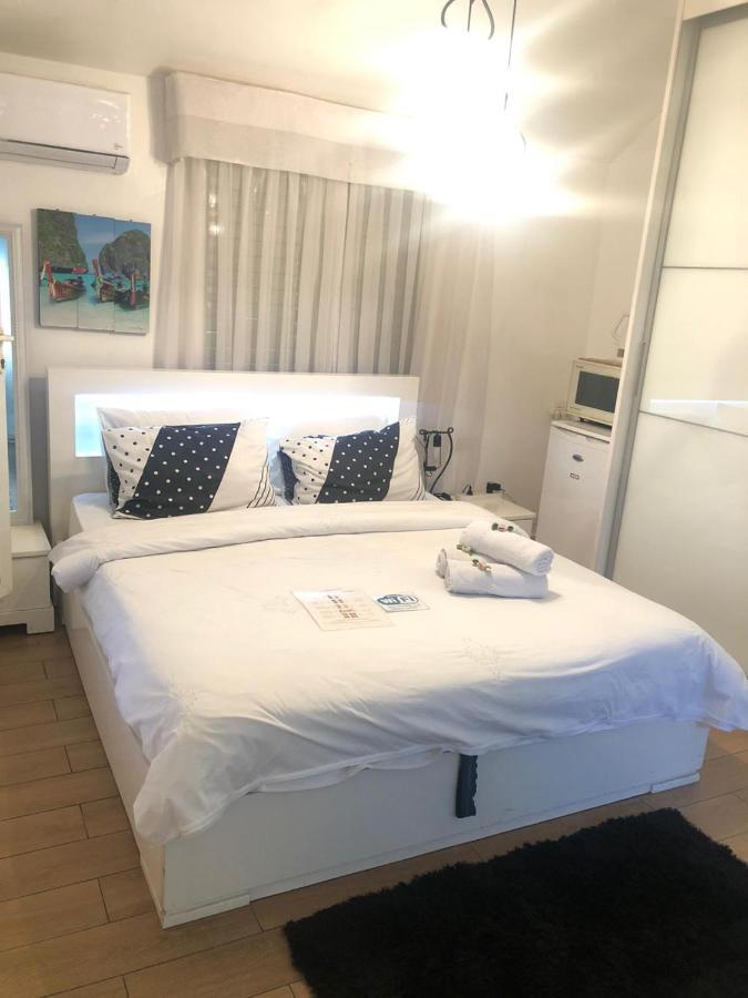 Charming Unit With Pool And Great Amenities Apartman Risón Lecijón Kültér fotó